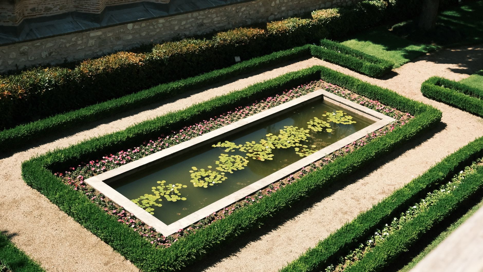 A planted courtyard, the kind a Signature Landscapes plan produces